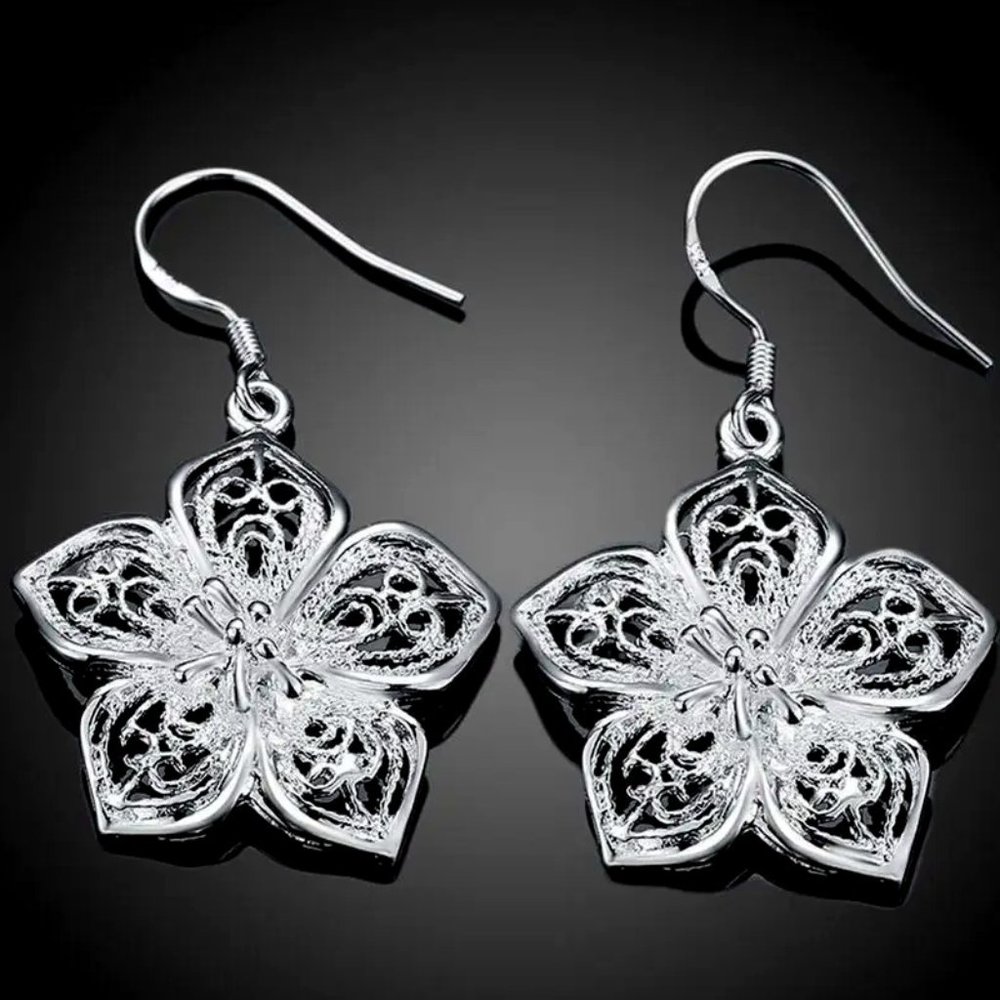 Gorgeous 3D Flower .925 Sterling Silver Hanging Earrings " Hypoallergenic "